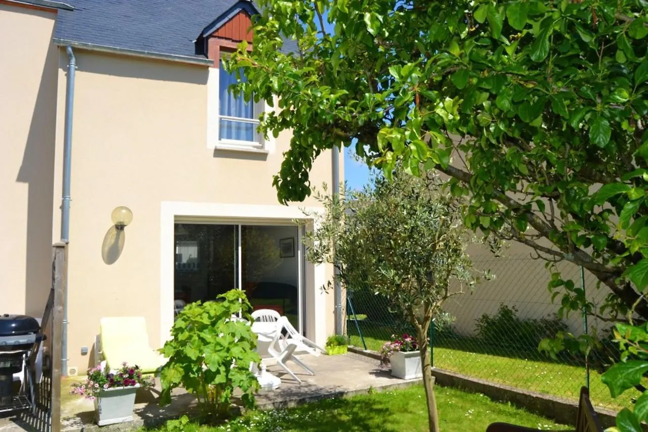 Maison Charmante A Saint-Jouan-Des-Guerets Avec Jardin Cloture
